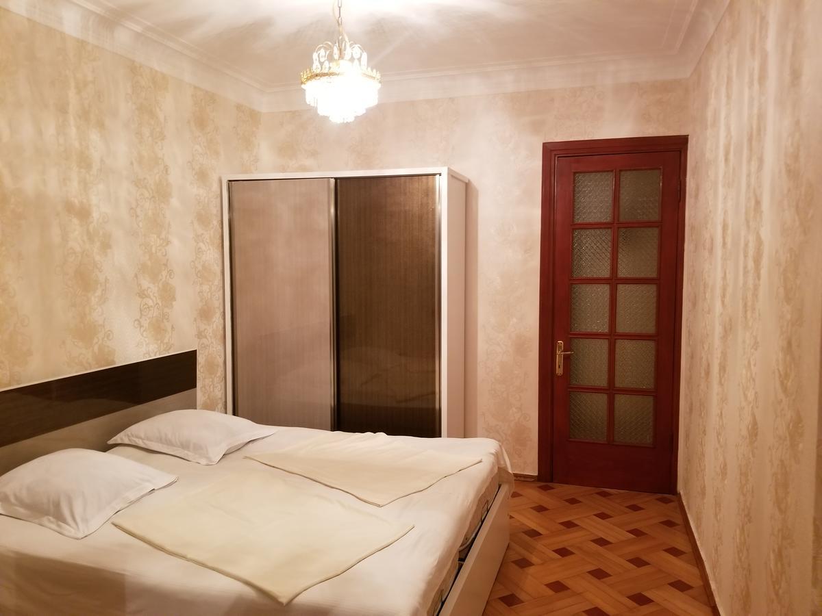 Apartment Irma Rustaveli 57 Batumi Exterior photo